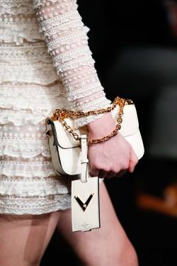 fashion-choices:  Valentino | Fall/Winter 2015/16 PFW   