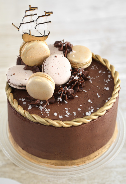 sweetoothgirl: Double Frosted Salted Caramel Mocha Cake