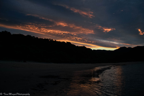 New Zealand Sunsetstop and bottom left: Anchorage, Abel Tasmanbottom right: Nelson