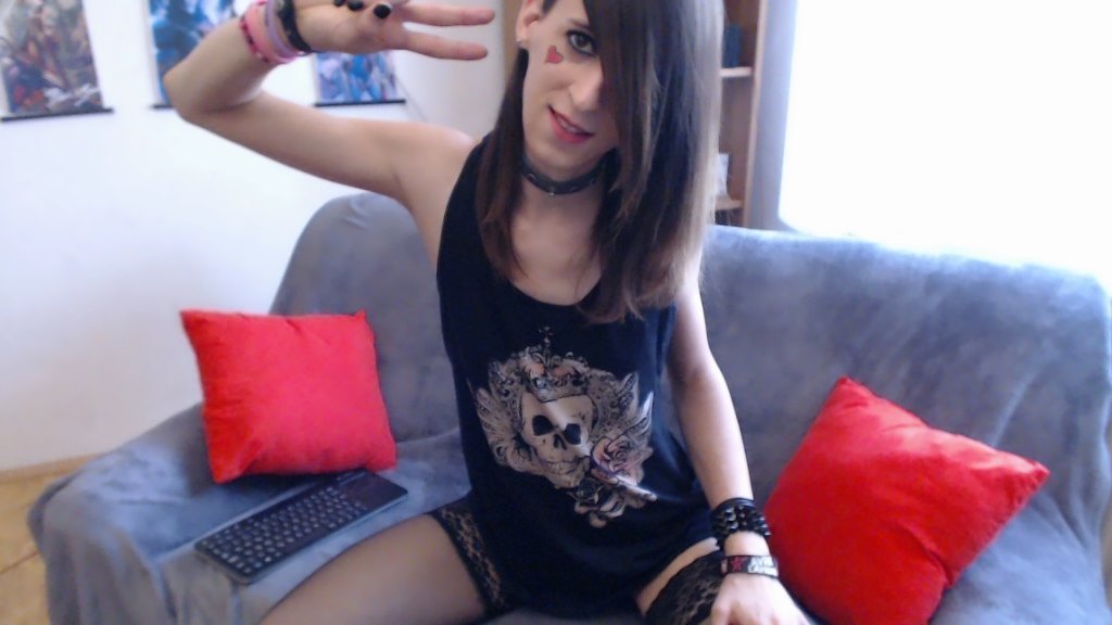  Pleasure Kitty with lovense lush :D Love you guys come meow me =^_^= http://chaturbate.com/femmiecristine/