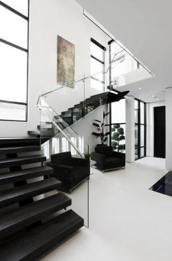 justphamous:  Residential Design by Amit Apel | More 