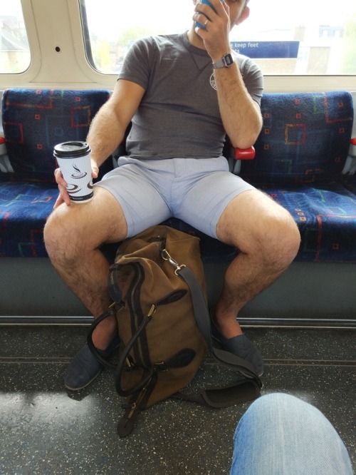tubecrushlondon: Not sure what to write here, you know where my focus is @everydayhotness @guysontra