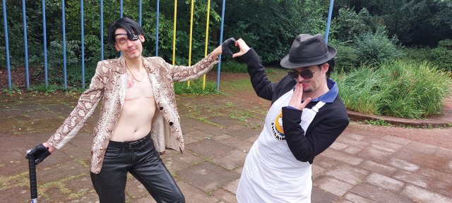 The crossover we needed!! 
T__T me and Janis (Insta: binder_by_feddernveih) at Dokomi!! As Majima and Tatsu! I think they 