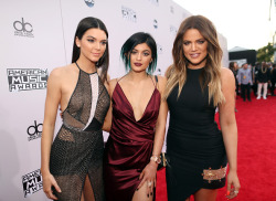 jenner-news:  11.23.14 Kendall, Kylie, and