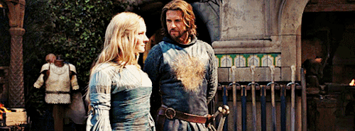 MORFYDD CLARK and LLOYD OWEN As Galadriel And Elendil In The Lord Of The Rings: The Rings Of Power 1x05 “Partings”