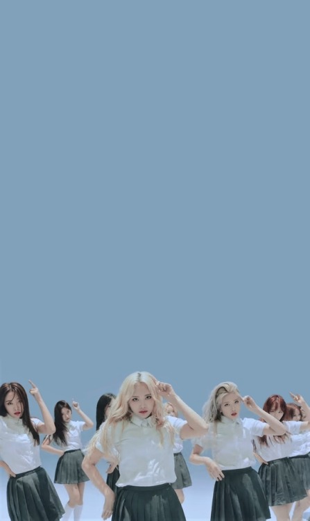 LOOΠΔ x favOriTe -[Admin B] Like or reblog, if you save.