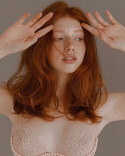 yesgingerfriend:praetorianguard-x:All Time Redheads Jenny - Russian model on Instagram￼😏