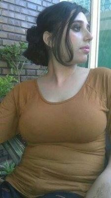 adult18indian:Pakistani babe showing her amazing big boobs .