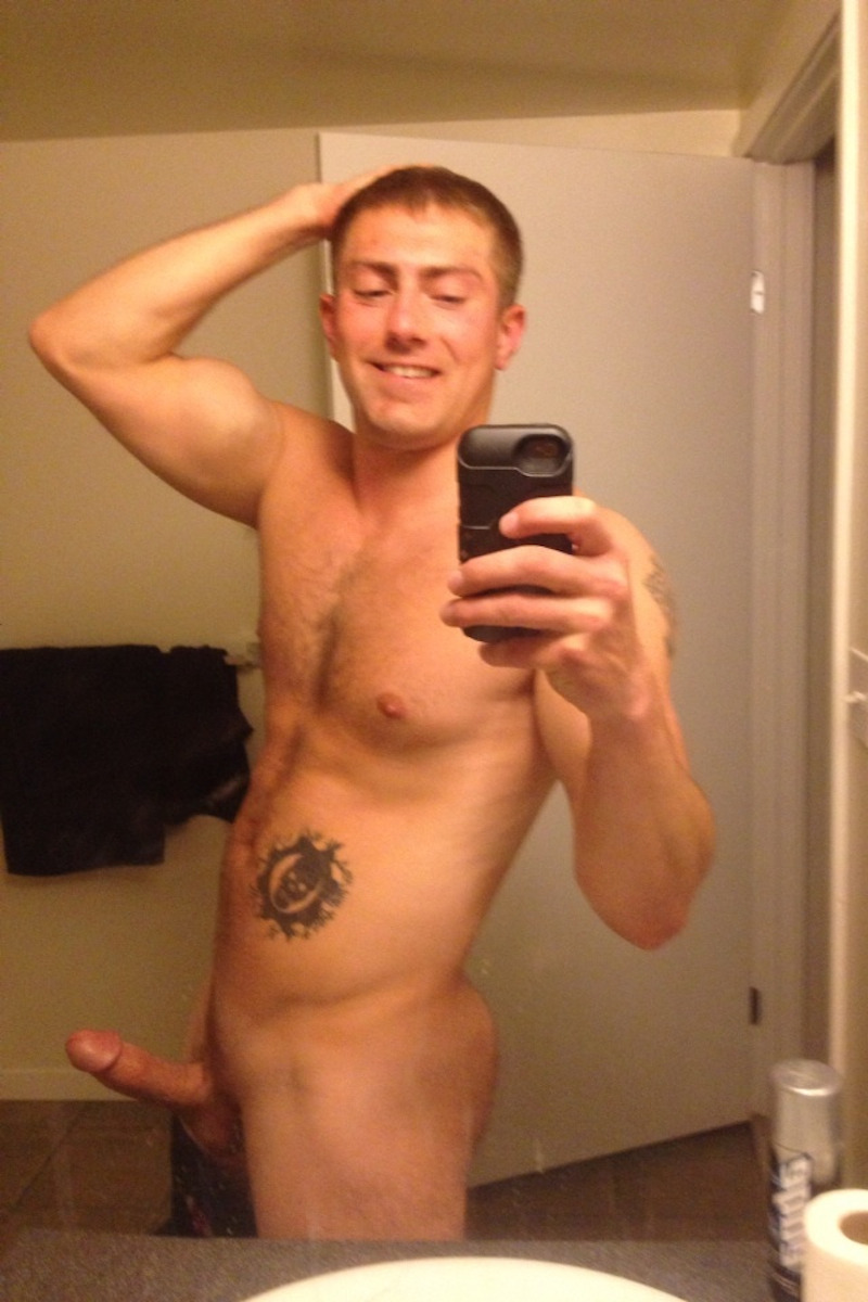 hotguyswithface:  Come check out my blog. Stay a while, drop you pants and take