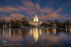 socialfoto:  Capitol Twilight by RaymondYChoo #SocialFoto