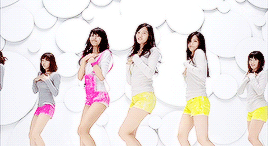 queen-gyul: fav mvs of all time: gee girls’ generation