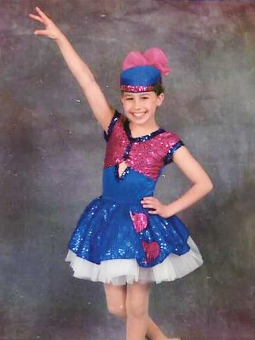 yahooentertainment:  TBT: Ilana Glazer as a gymnastics kid!