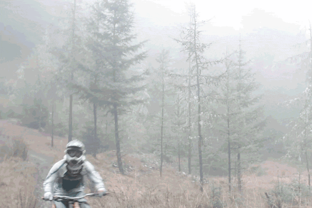 thebikingsquirrel:  Commit to the shot Whatever the Weather