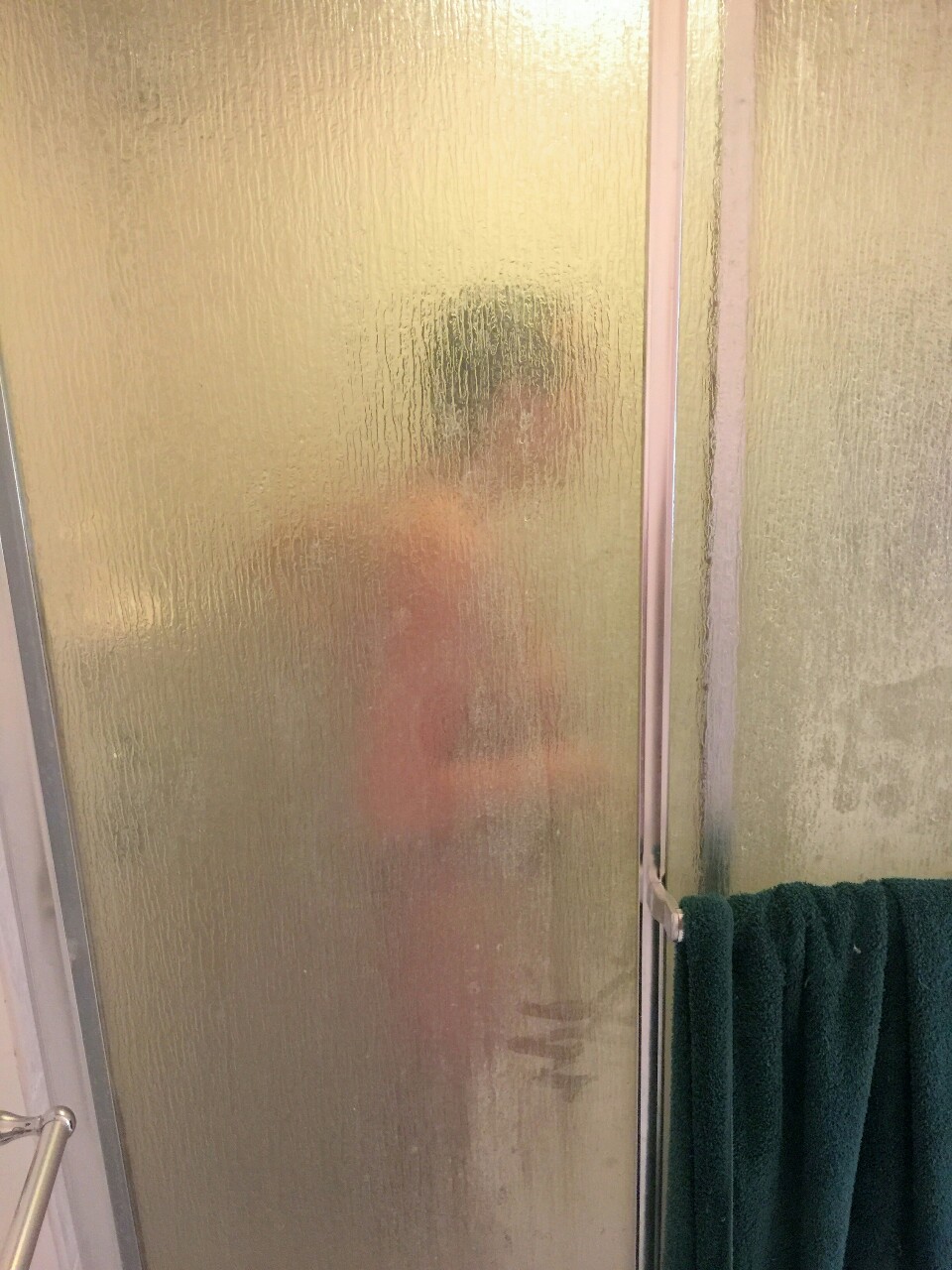 hot-wife-hunter:  Fresh and clean ….. for a hot wife night on the town….