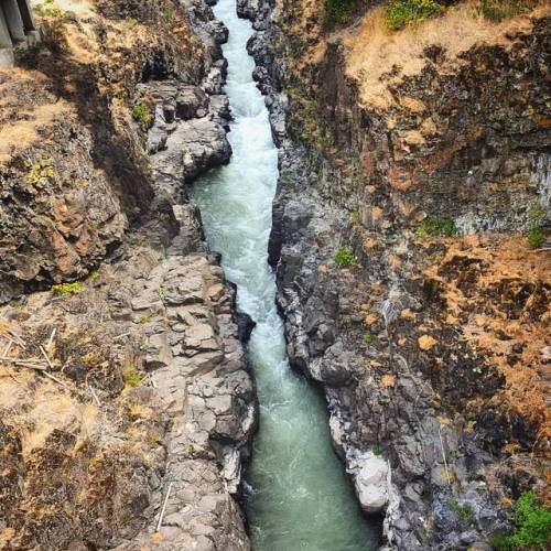 A river runs through it. Anybody kayaked down this chute? (at Klickitat, Washington) photo by: Ronal