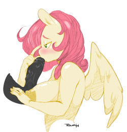 tesuaiplus:  Have a fluttershy 