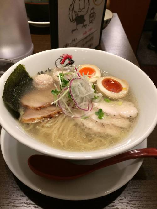 ラーメンにわかの俺が食ってきたラーメンの画像フォルダを淡々と解放するスレ横浜 来喜(屋台)横浜 吉村家横浜 維新商店久里浜 らーめんせぶん南太田 流星軒日ノ出町 壱角家日ノ出町　らぁ麺濱塩桜木町 灰汁