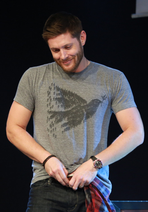marinkaja:  Ackles, wtf are you doing? о_О      