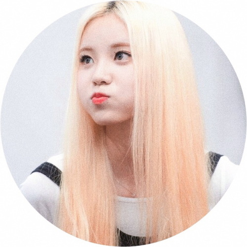 — jinsoul icon’s— like or reblog if you save/use 