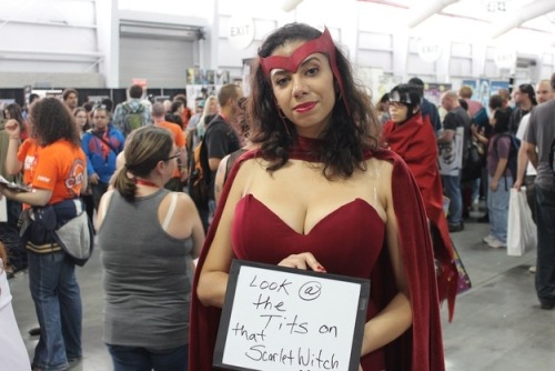 buzzfeedgeeky:What’s The Creepiest Thing Someone’s Said To You While Cosplaying? Yikes, guys.