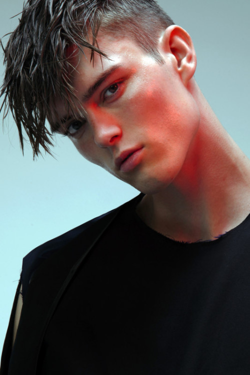 justdropithere:  Carl King by Wanda Martin - Hunger TV
