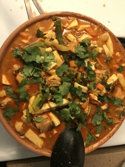 drunkcravings:  Tofu and veg CRAZY CURRY