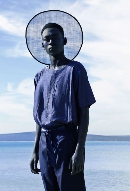 faderstyle:THIS YOUNG SOUTH AFRICAN DESIGNER MAKES LOOKBOOKS THAT BELONG IN A GALLERY