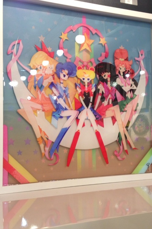natsukigirl:  Some pix from the 20th Anniversary Sailormoon art show at Qpop in Little Tokyo // Los Angeles, CA - April 5, 2014 I bought the retro cosmonaut looking Sailormoon print called ‘Retro Moon’ by hyamei (but I don’t get to take it home