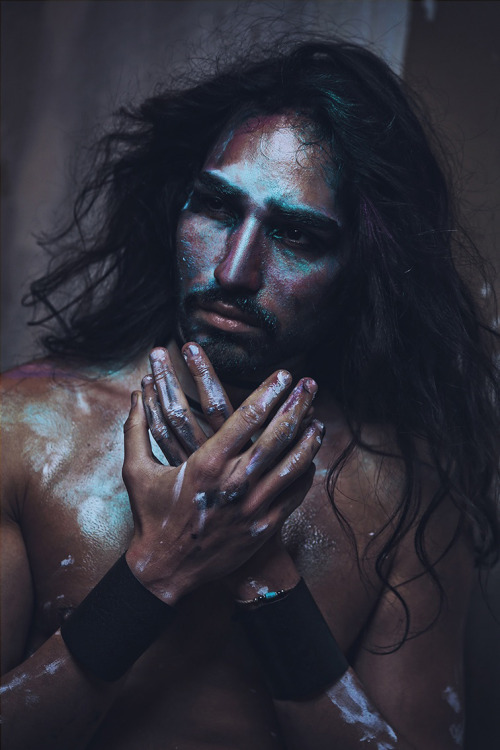 shadesofblackness: Willy Cartier photographed by Franck Glenisson at the Parisian atelier of artist 