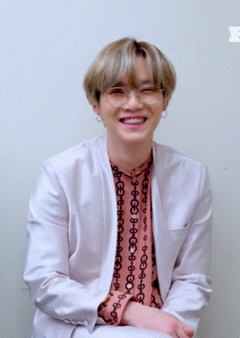 Look At Him!!! He Is So Pretty!!(`)*