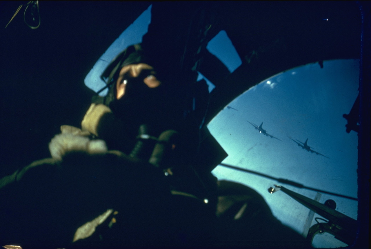 historicaltimes:  An incredibly rare, candid and original color photograph a B-17