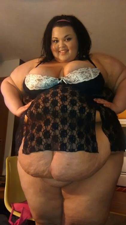 swazo118: ssbbwbrianna:  New lingerie! (: porn pictures