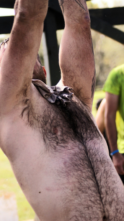 sweatyhairylickable:    http://sweatyhairylickable.tumblr.com for more hairy sweaty dudes!   I love how thick his chest pelt is, and that delicious happy trail, just covered in sweat. 