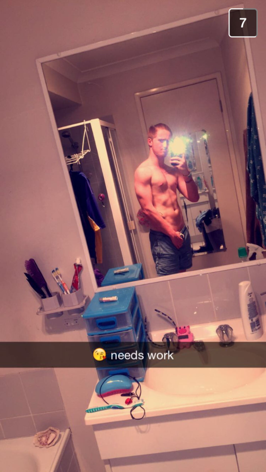 bigdownunder01:  Andy Melbourne, he’s not afraid to get kinky 