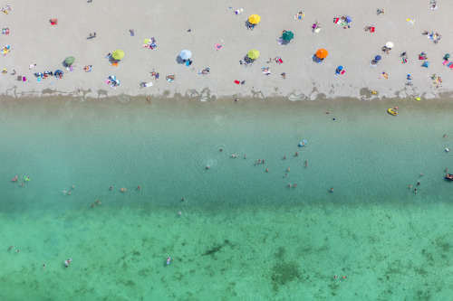 mothernaturenetwork: Aerial archaeologist finds bittersweet beauty in geological photo surveysEver s