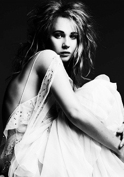 maperlu:  100 My Ladies in 2012 22. Juno Temple