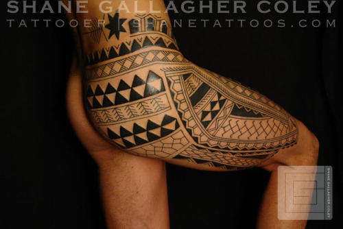  Filipino leg tattoo by Shane Gallagher Coley, Chapel Tattoo, Melbourne. Shane will be tattooing at Saved Tattoo in NY in March/April. Check his website for contact details. stunningly beautiful 