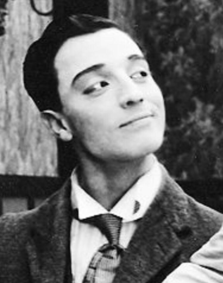 Buster Keaton Smile Explore Tumblr Posts And Blogs Tumgir Buster Keaton Smile Explore Tumblr Posts And Blogs Tumgir
