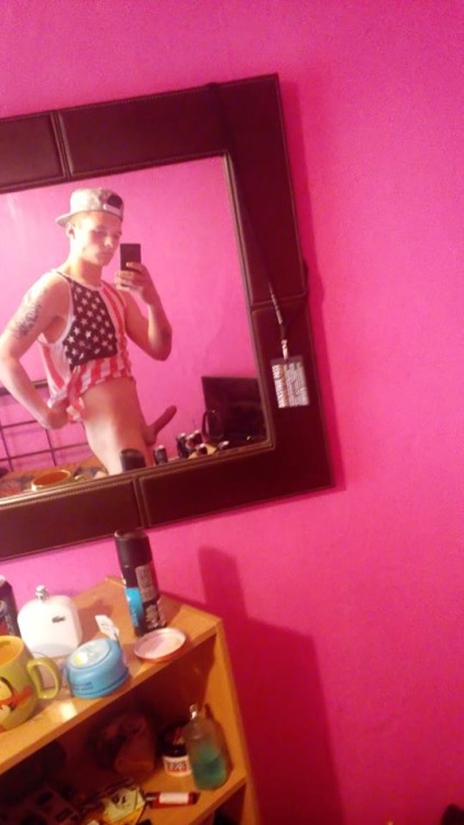 picsifindonline:  nakedwestyorks1:  Brinsley keighkey requested   Sam xxx  Brinsley windle from keighkey