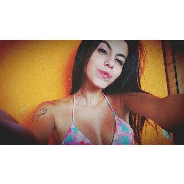 122393420:  ja manja uma rola