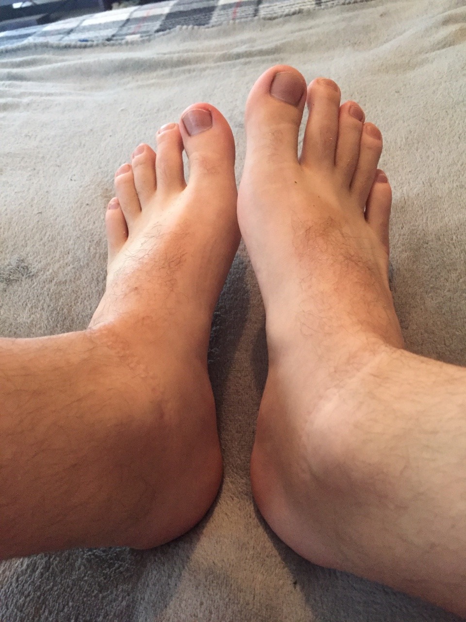 bigfoot107:  barefootbro22:  ncnick53:  Almost at 400 followers! Currently at 397.