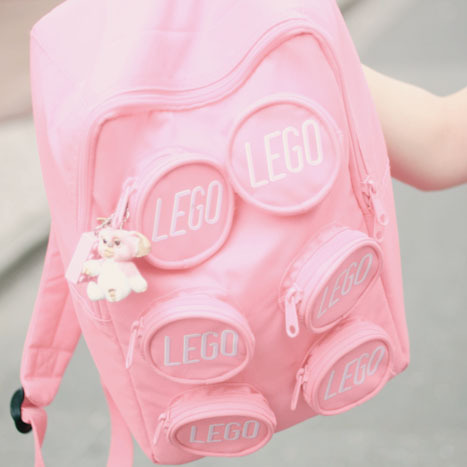 seonuel:  I really love these pastel coloured backpacks! 