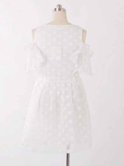 asianicandy: Bare shoulder dress with romantic flouncing sleeves, mesh texture with floral embroider