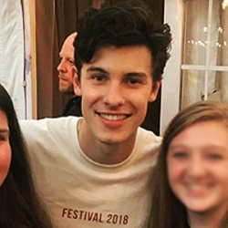 Packs Shawn Mendes + Sabrina Carpenterpedido//requestshawn icons: editshawn​ sabrina headers: p