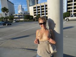 Exhib public - Flashing