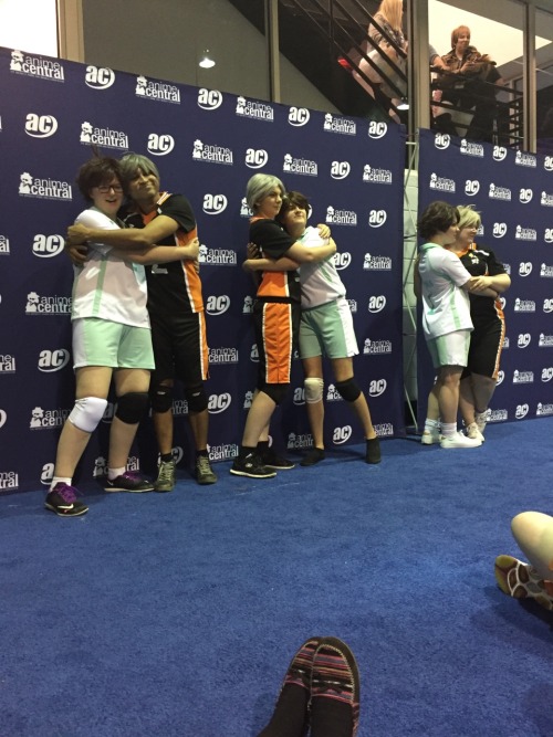 Acen pt 3 Lemme know if you’re in here so I can tag ya Michimiya is @taxonomist Yachi is @arobear I’