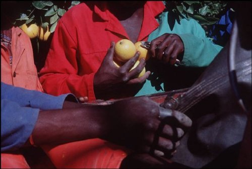 munyakare:  Hanover, South Africa (1999) by Gueorgui Pinkhassov 