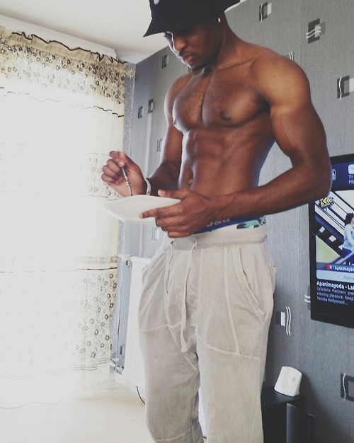 cutestboysontheplanet:  IG —&gt; Iamayojr Tumblr —&gt; http://ayoeljeero.tumblr.com/