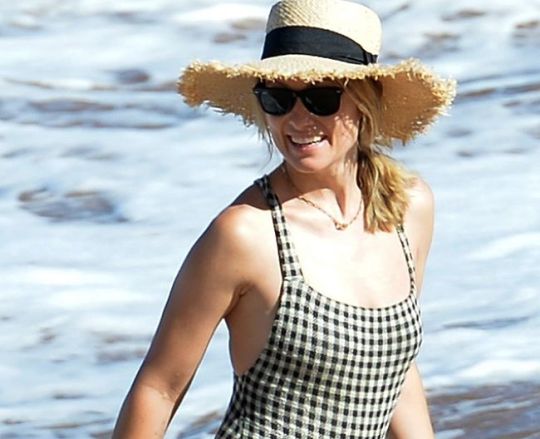 Porn photo Olivia Wilde Paparazzi Swimsuit Beach Pictures