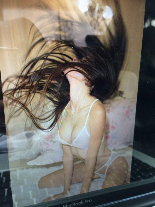 dirtypillowsmfc:  Another preview 😉 @maxthompsonphoto 